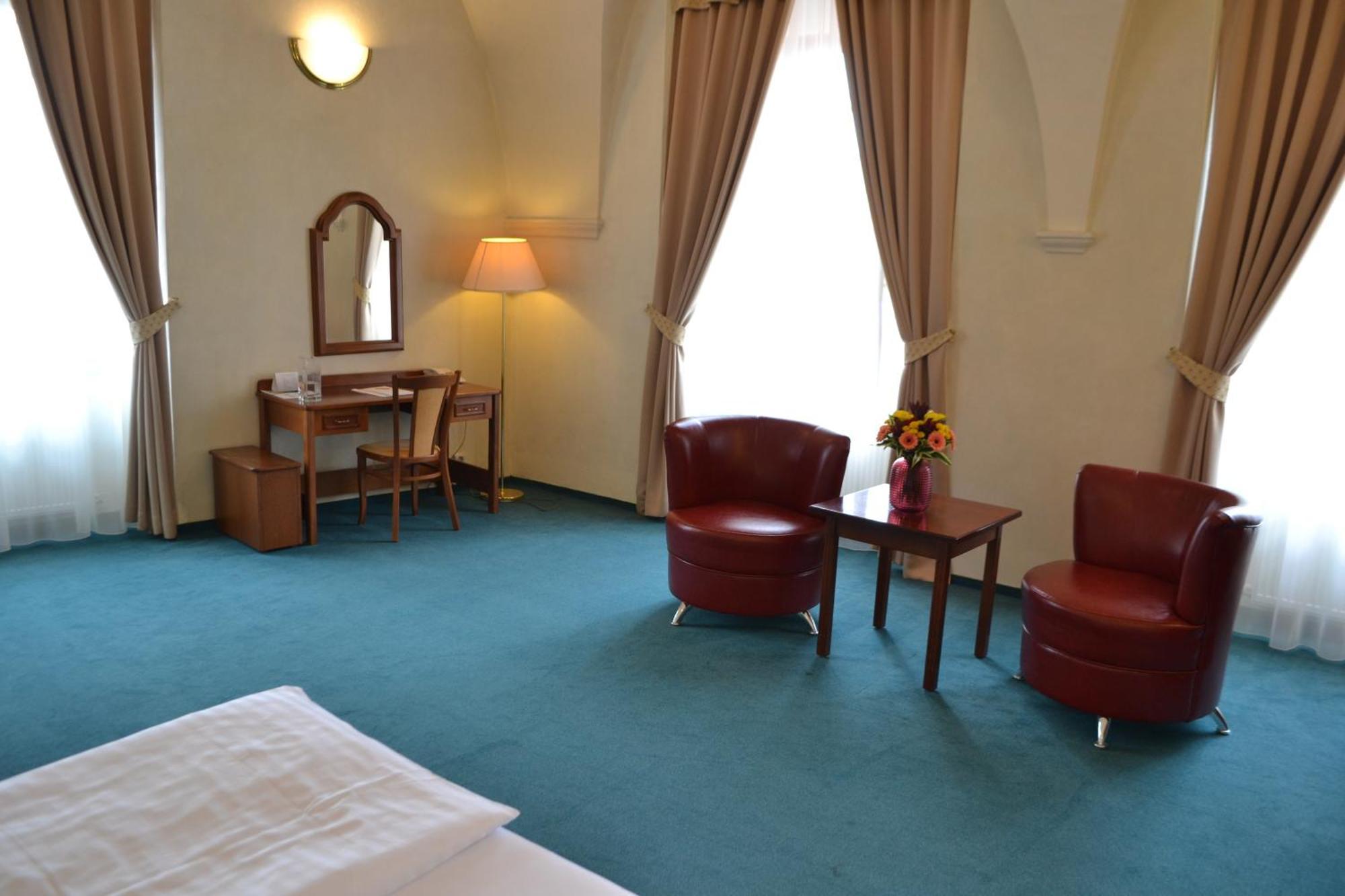 Adalbert Ecohotel Prague Exterior photo
