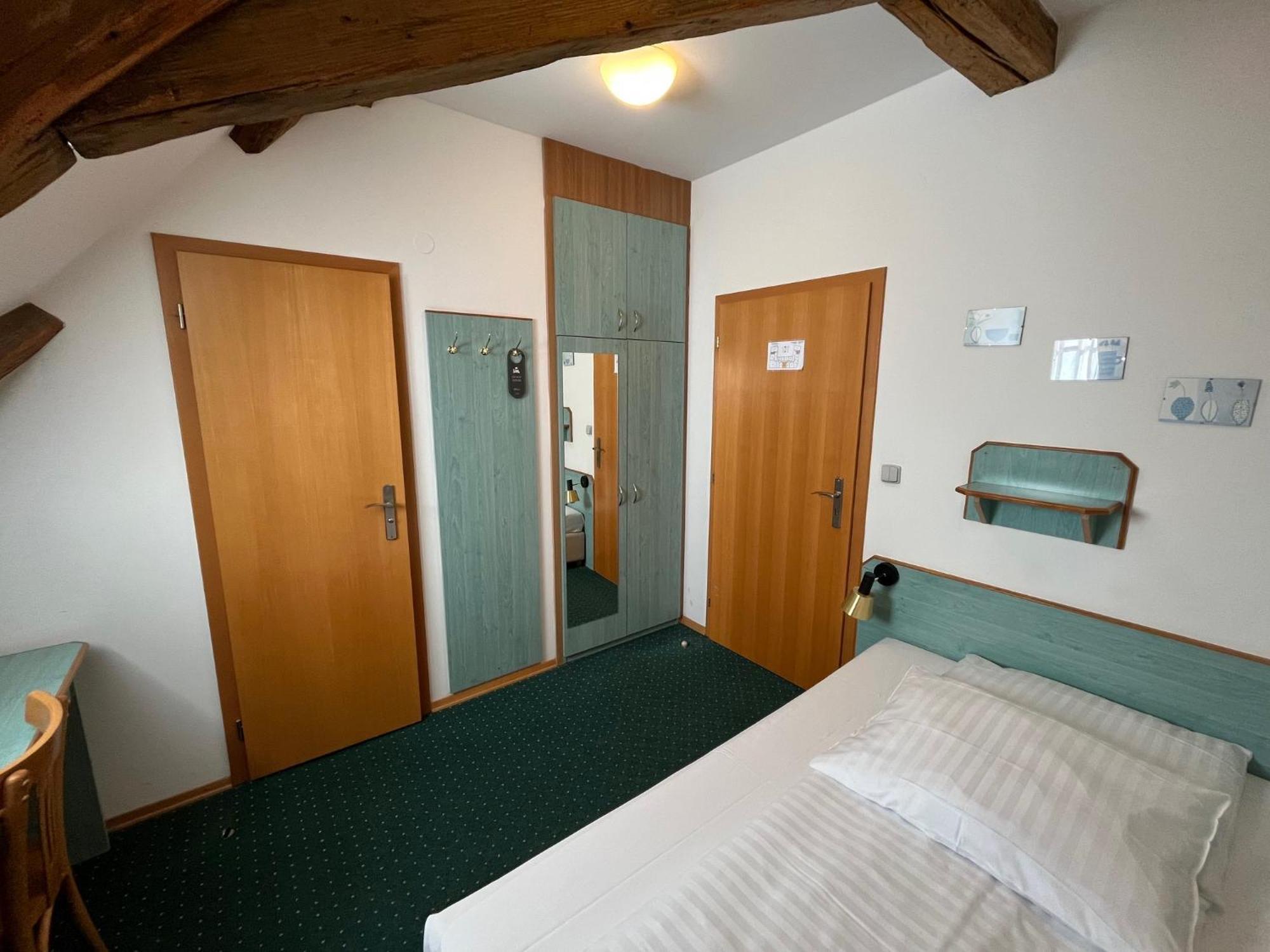 Adalbert Ecohotel Prague Exterior photo