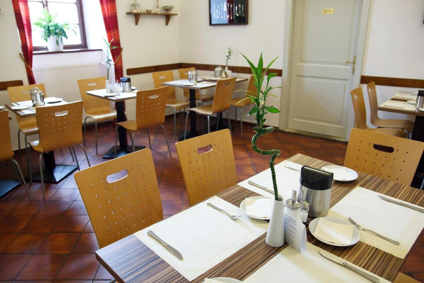 Adalbert Ecohotel Prague Exterior photo