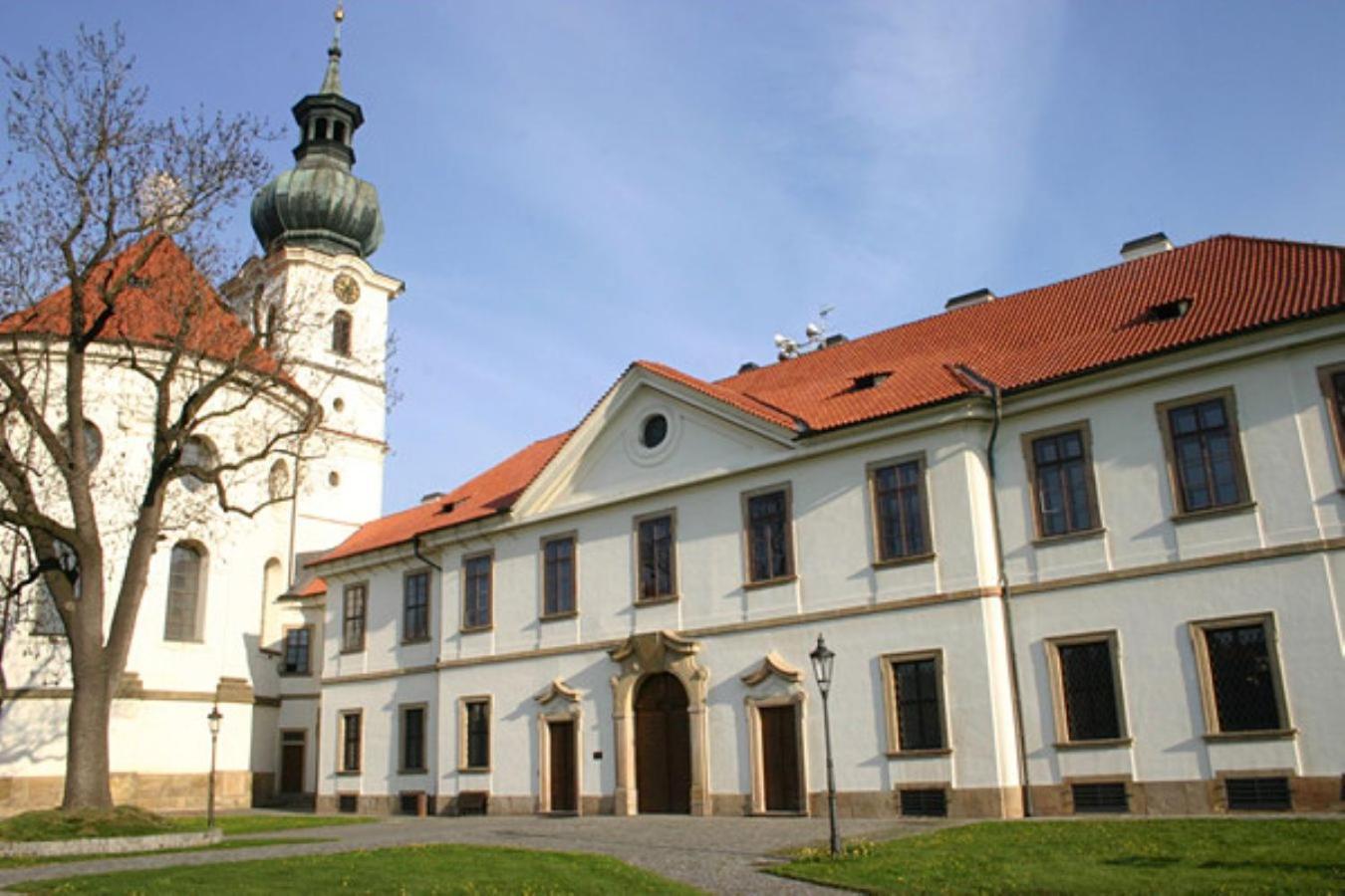 Adalbert Ecohotel Prague Exterior photo