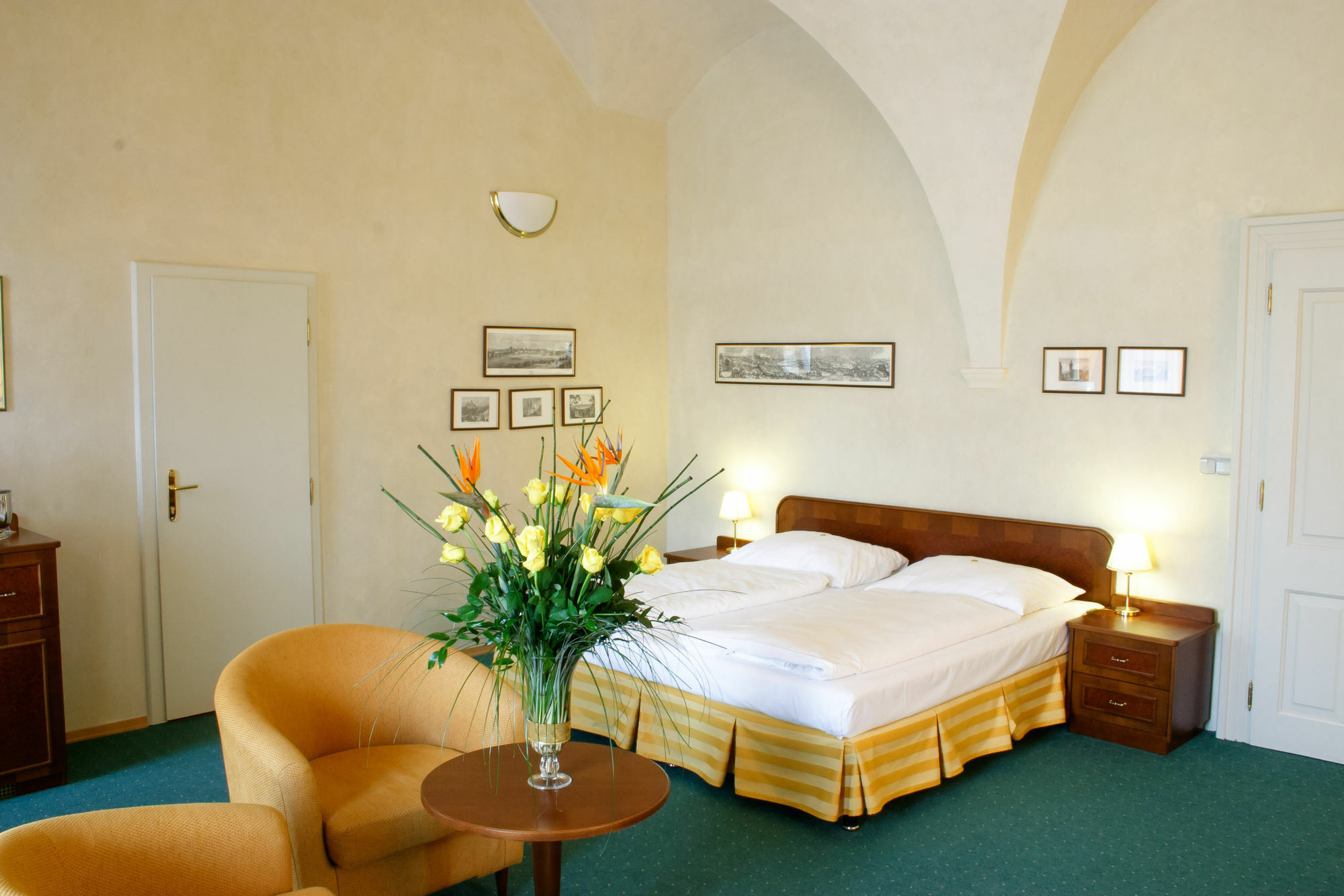 Adalbert Ecohotel Prague Exterior photo